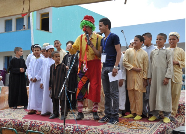 بالصور.. القافلة التضامنية لجمعية تنمية التعاون المدرسي تختتم جولتها بمدرسة ابراهيم الروداني بالجديدة