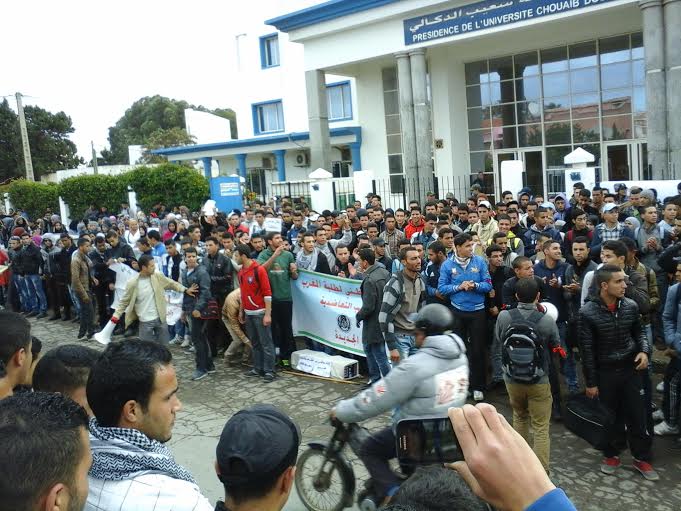 جامعة شعيب الدكالي بالجديدة في اليوم الوطني للإحتجاج وسط حصار أمني مشدد