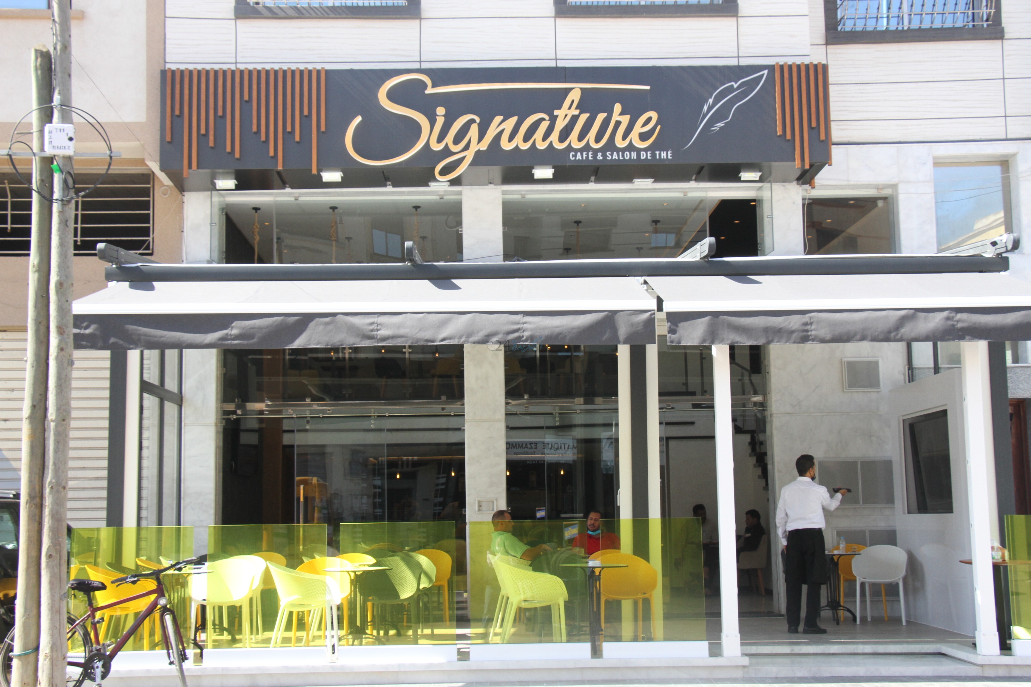 افتتاح مقهى “la signature ” مقهى من الجيل الجديد بطاقم محترف و تجهيزات عصرية