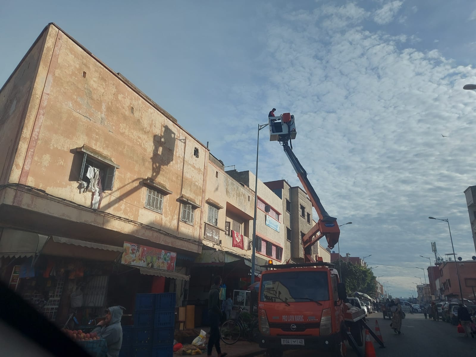 جماعة الجديدة تشرع في استبدال المصابيح القديمة بأخرى اقتصادية من نوع LED